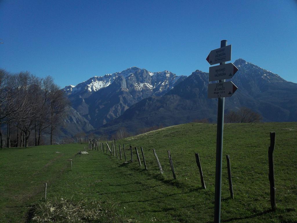 La Corte Del Pane Valbrona Buitenkant foto