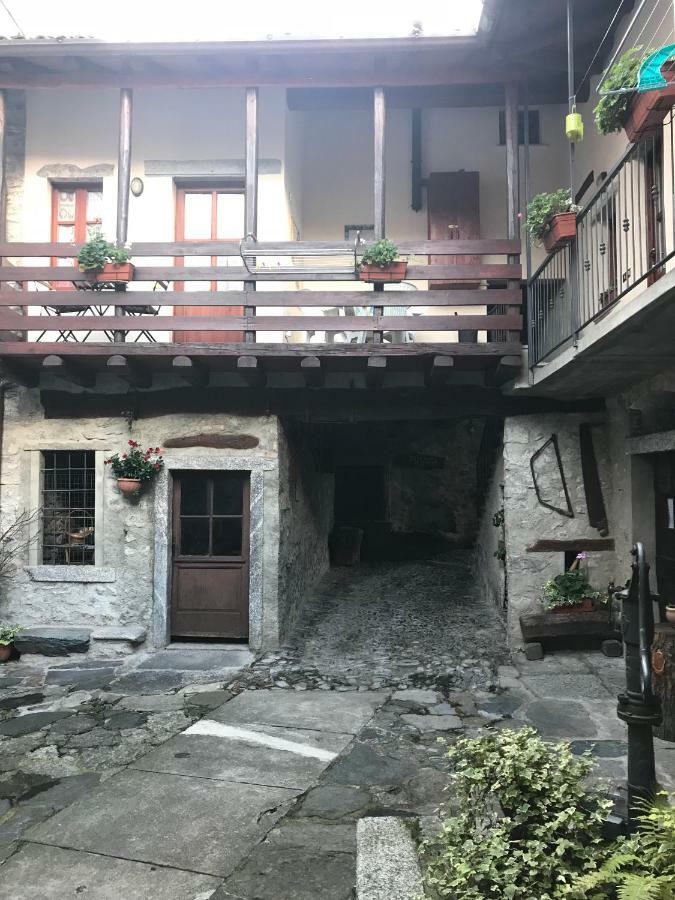 La Corte Del Pane Valbrona Buitenkant foto
