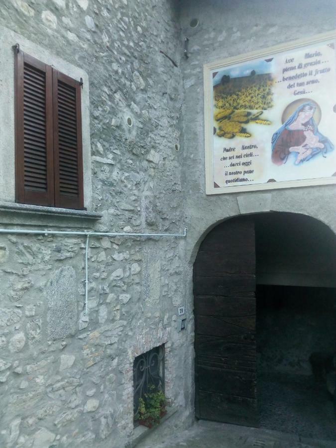 La Corte Del Pane Valbrona Buitenkant foto